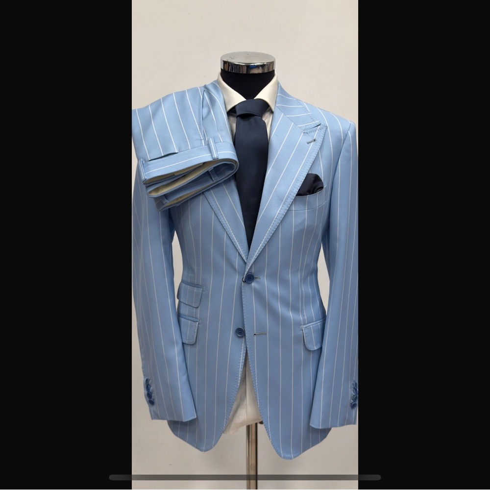 Light Blue Pinstripe super 180 Tombojlini wool Suit - Picture 2 of 5
